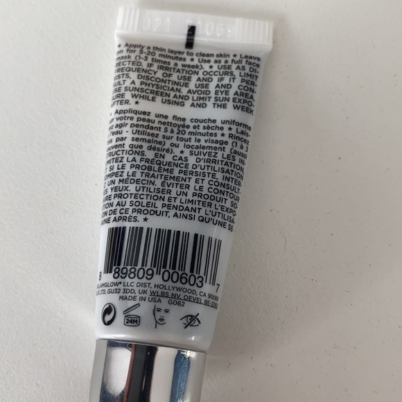 GLAM GLOW Supermud Clearing Treatment Mask - Picture 6 of 6